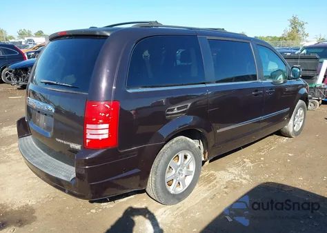 2010 Chrysler Town & Country Touring Plus из США, поврежденный, VIN 2A4RR8DX3AR435471